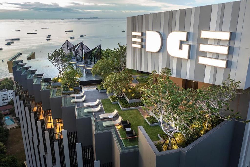 Condo Edge Central Pattaya Exteriér fotografie