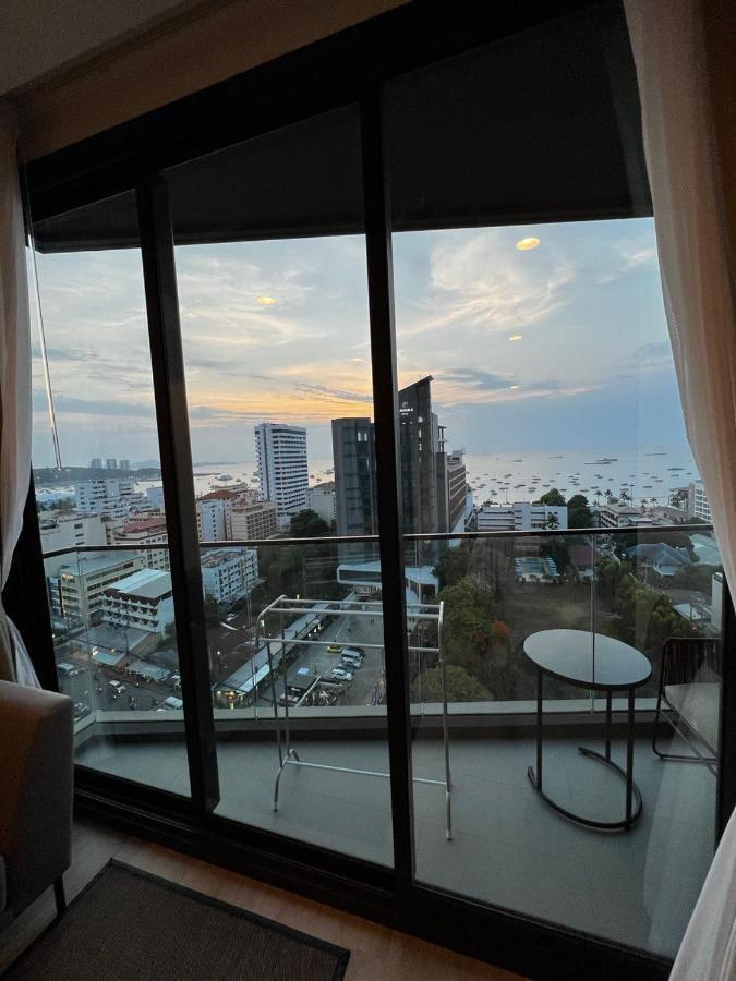 Condo Edge Central Pattaya Exteriér fotografie